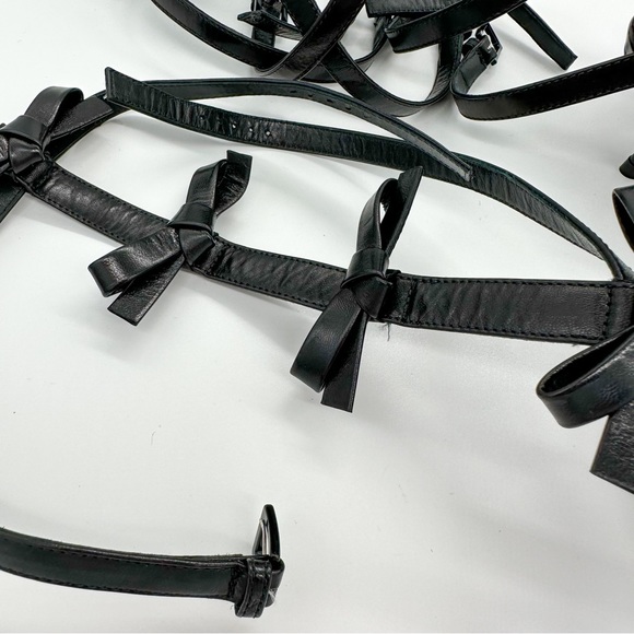 VALENTINO GARAVANI Bow Buckled Strap Pointed Toe Pump - Picture 3 of 7